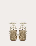 ROCKSTUD CALFSKIN WEDGE SANDAL WITH STRAPS 95 MM - Image 5